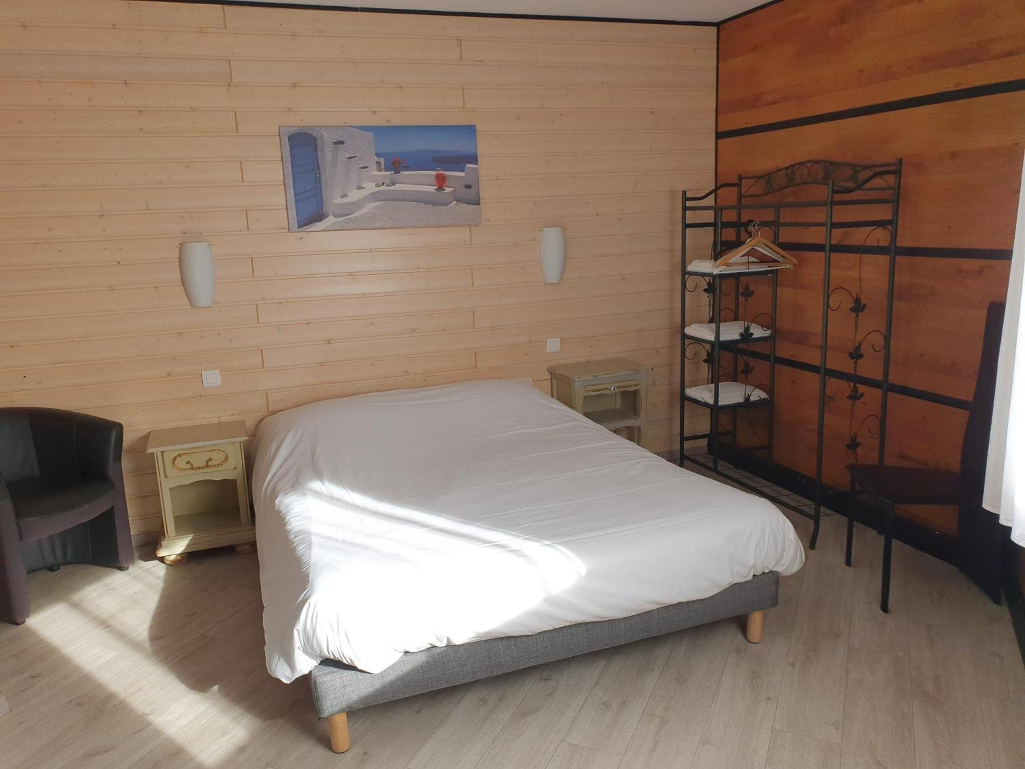 Eqynox Hotel 2*
